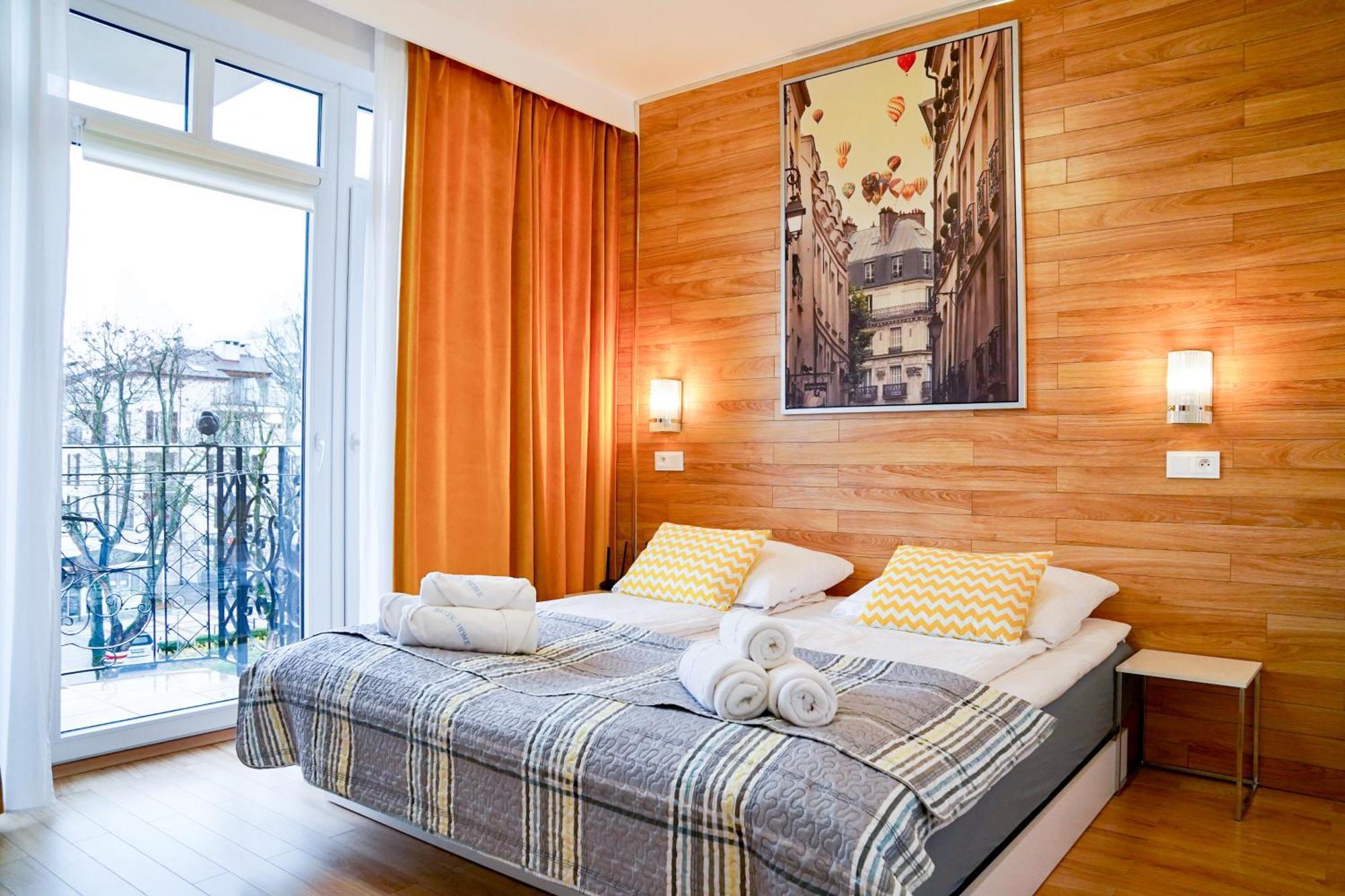 By Baltic Apartment *